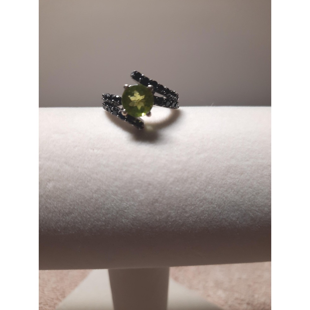 Peridot black spinel ring in sterling silver bypass design size 6
